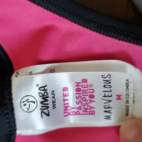 Zumba Wear sz M Women's V Neck Style Dance Workout High Impact Sports Bra - Picture 6 of 9